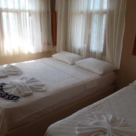 Ersah Otel Kuşadası