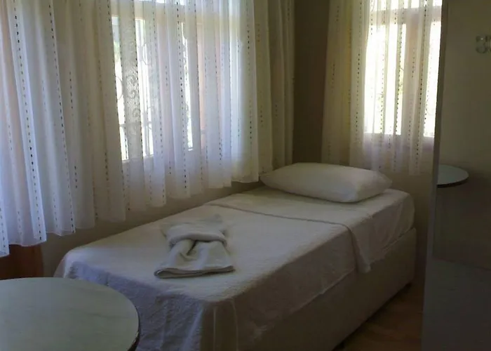 Ersah Otel Kuşadası